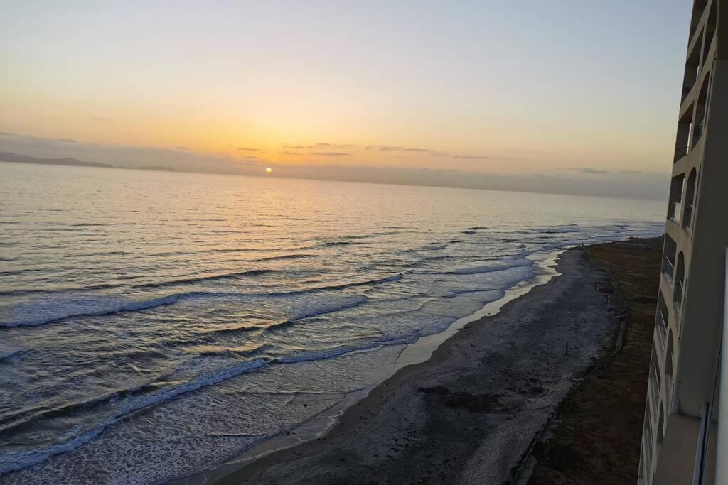 Appartamento Paraiso En Rosarito A Pie De La Playa Esterno foto